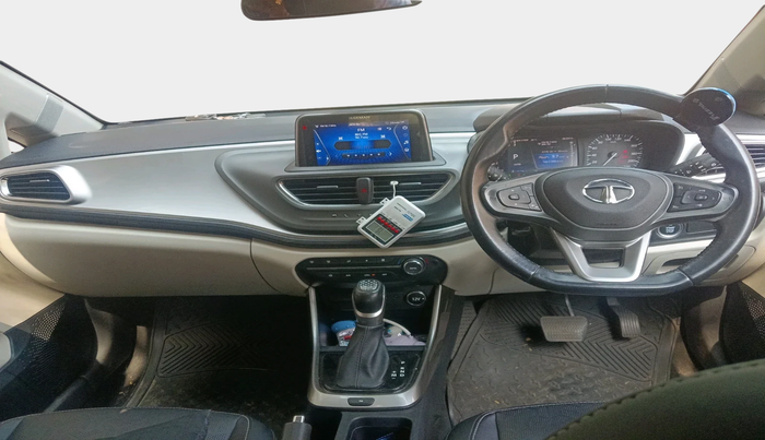 2022 Tata ALTROZ XZA PLUS, Petrol, Automatic, 31,848 km, interior