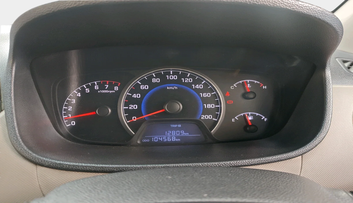 2015 Hyundai Grand i10 MAGNA 1.2 KAPPA VTVT, Petrol, Manual, 1,04,568 km, interior