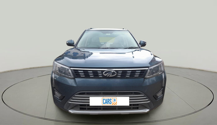 2021 Mahindra XUV300 W8 (O) 1.5 DIESEL, Diesel, Manual, 67,063 km, exterior