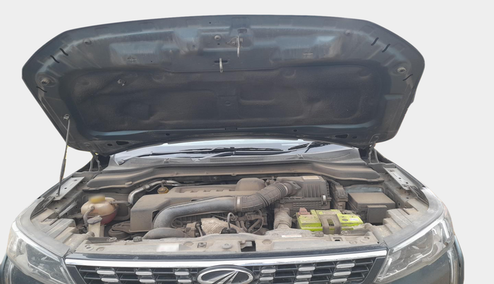 2021 Mahindra XUV300 W8 (O) 1.5 DIESEL, Diesel, Manual, 67,063 km, exterior