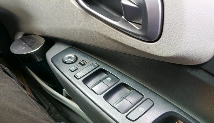 2020 Hyundai GRAND I10 NIOS ASTA 1.2 KAPPA VTVT, Petrol, Manual, 61,039 km, interior