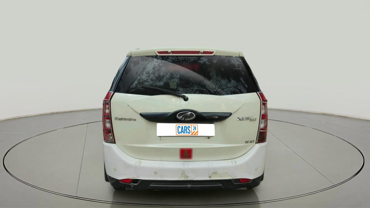 2015 Mahindra XUV500 W6, Diesel, Manual, 1,68,873 km, exterior