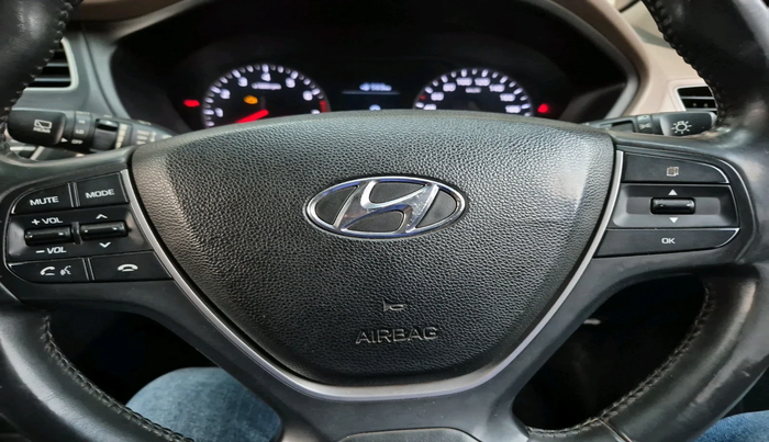 2018 Hyundai Elite i20 ASTA 1.2 (O), Petrol, Manual, 41,222 km, interior
