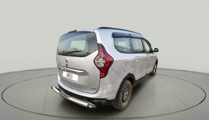 2016 Renault Lodgy 110 PS RXZ STEPWAY 7 STR, Diesel, Manual, 1,18,846 km, exterior