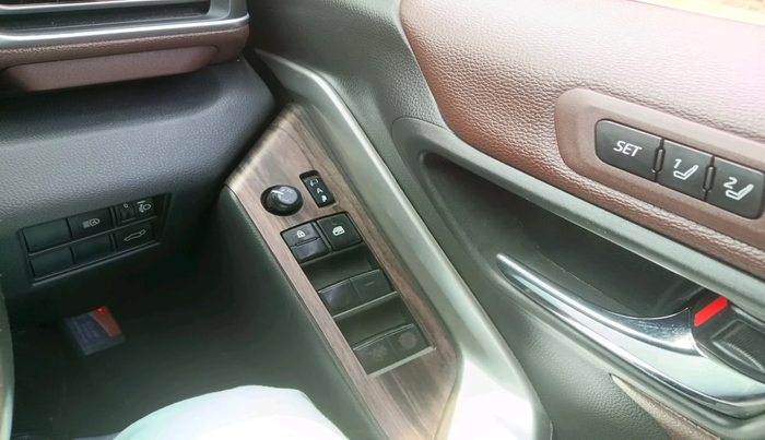 2023 Toyota INNOVA HYCROSS ZX HYBRID 7 STR, Hybrid, Automatic, 63,922 km, interior