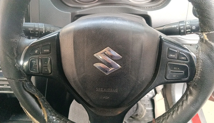 2017 Maruti Vitara Brezza ZDI PLUS DUAL TONE, Diesel, Manual, 1,37,082 km, interior