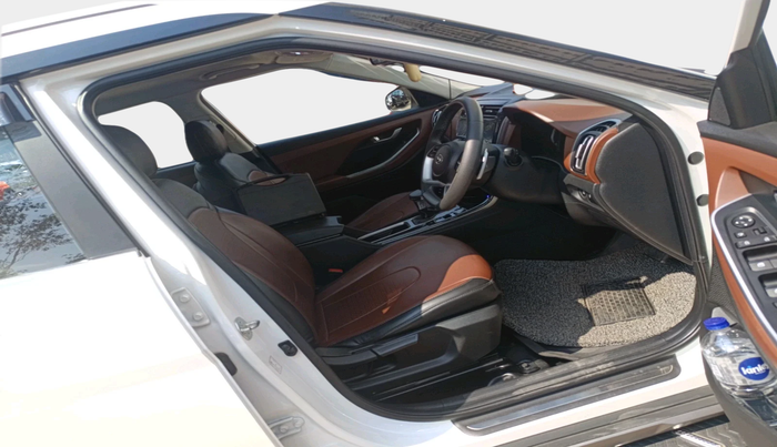 2023 Hyundai ALCAZAR PRESTIGE(O) 1.5 AT 7STR, Diesel, Automatic, 15,458 km, interior