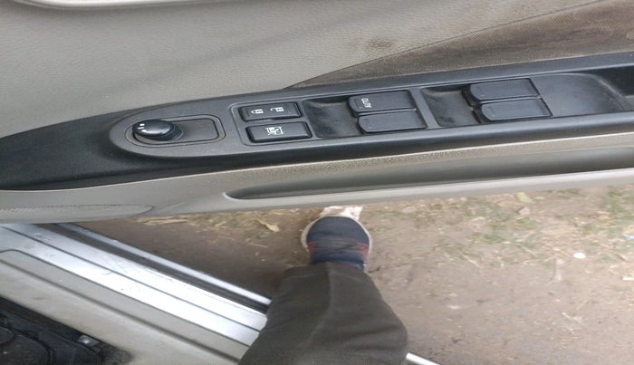 2016 Maruti Celerio ZXI, Petrol, Manual, 1,19,491 km, interior