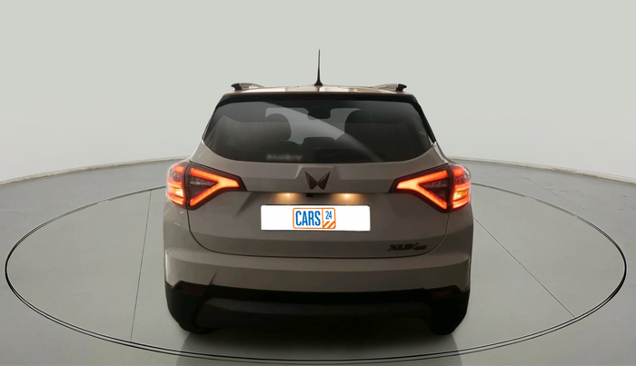 2024 Mahindra XUV400 EL 7.2 KW, Electric, Automatic, 30,038 km, exterior