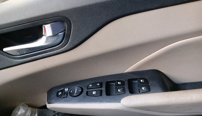 2018 Hyundai Verna 1.6 VTVT SX O, Petrol, Manual, 44,763 km, interior