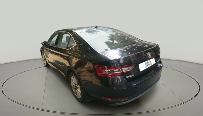 2016 Skoda Superb L&K 1.8 TSI AT, Petrol, Automatic, 28,147 km, exterior