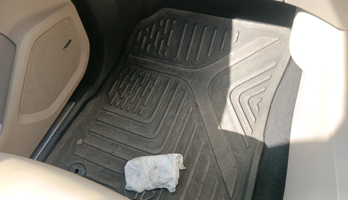 2022 MG HECTOR SHARP 1.5 PETROL CVT, Petrol, Automatic, 1,07,185 km, interior