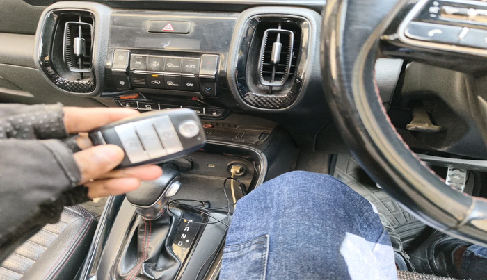 2020 KIA SONET GTX PLUS 1.5 AT, Diesel, Automatic, 1,15,054 km, interior