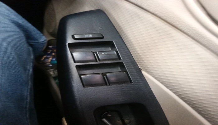 2016 Toyota Etios Liva G, Petrol, Manual, 57,076 km, interior