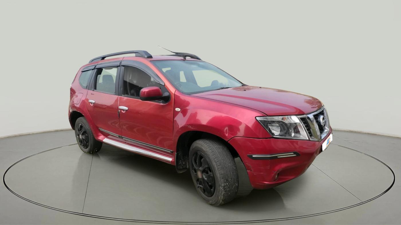 2014 Nissan Terrano XL (D), Diesel, Manual, 1,30,800 km, exterior