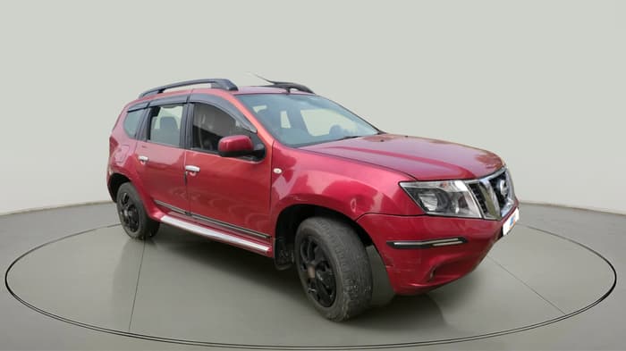 2014 Nissan Terrano XL (D), Diesel, Manual, 1,30,800 km, exterior