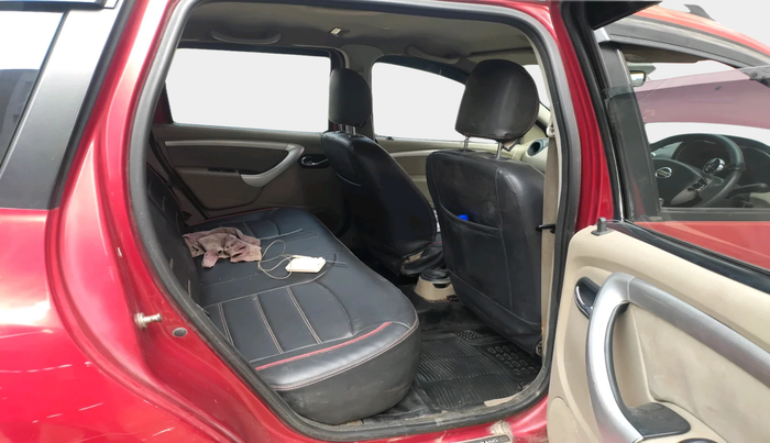 2014 Nissan Terrano XL (D), Diesel, Manual, 1,30,645 km, interior