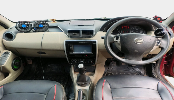 2014 Nissan Terrano XL (D), Diesel, Manual, 1,30,645 km, interior