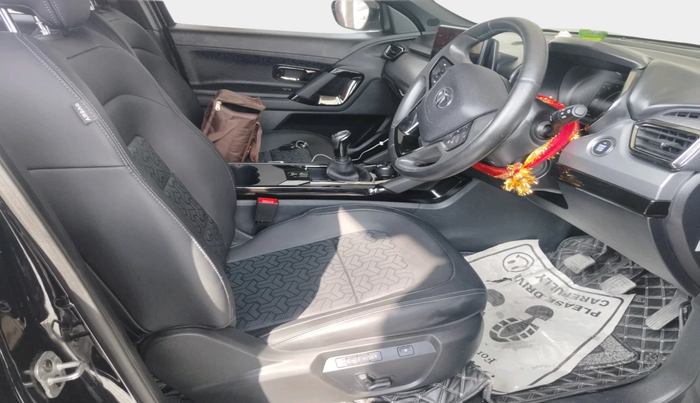 2023 Tata Safari XZ PLUS 6 S DARK EDITION, Diesel, Manual, 23,997 km, interior