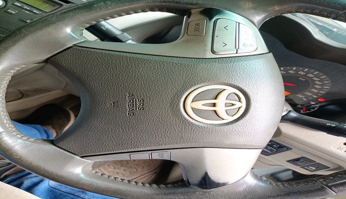 2011 Toyota Corolla Altis G PETROL, Petrol, Manual, 81,811 km, interior