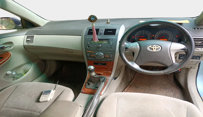 2011 Toyota Corolla Altis G PETROL, Petrol, Manual, 81,811 km, interior