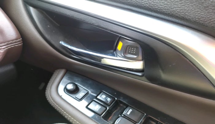 2022 Toyota URBAN CRUISER HYRYDER V HYBRID, Hybrid, Automatic, 35,948 km, interior