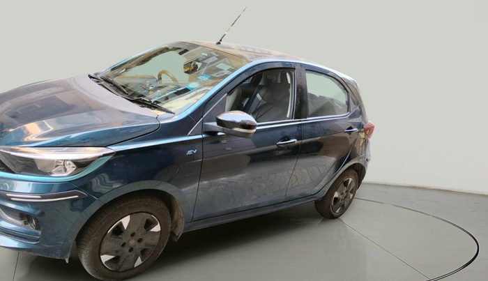 2023 Tata TIAGO EV XZ PLUS TECH LUX LONG RANGE, Electric, Automatic, 32,489 km, exterior