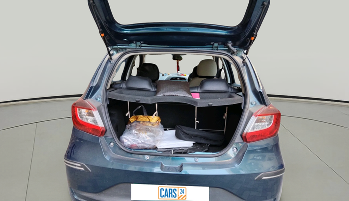 2023 Tata TIAGO EV XZ PLUS TECH LUX LONG RANGE, Electric, Automatic, 32,489 km, exterior