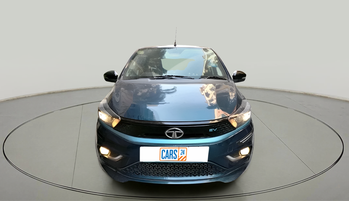 2023 Tata TIAGO EV XZ PLUS TECH LUX LONG RANGE, Electric, Automatic, 32,489 km, exterior