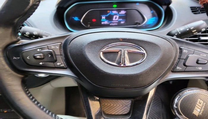 2023 Tata TIAGO EV XZ PLUS TECH LUX LONG RANGE, Electric, Automatic, 32,489 km, interior