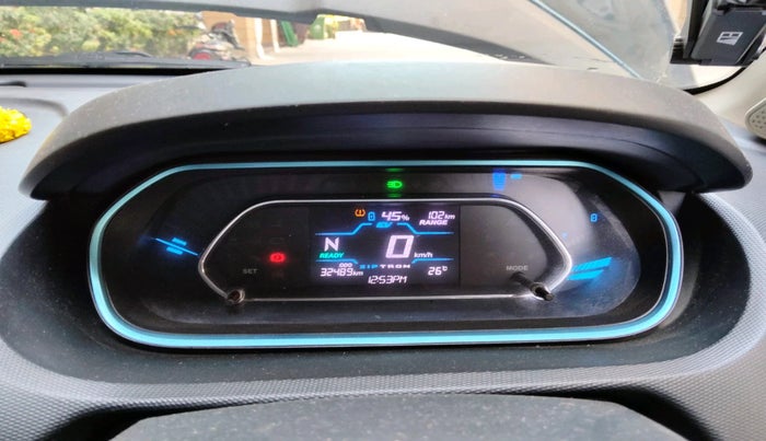 2023 Tata TIAGO EV XZ PLUS TECH LUX LONG RANGE, Electric, Automatic, 32,489 km, interior