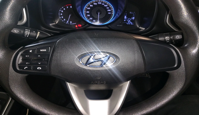 2021 Hyundai VENUE S 1.2, Petrol, Manual, 42,316 km, interior