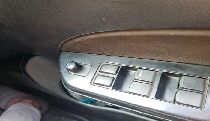 2012 Maruti Swift VXI, Petrol, Manual, 56,241 km, interior