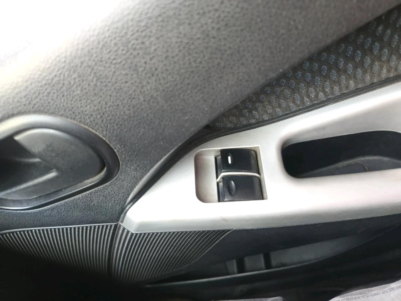 2013 Ford Figo TITANIUM 1.2 PETROL, Petrol, Manual, 89,026 km, interior