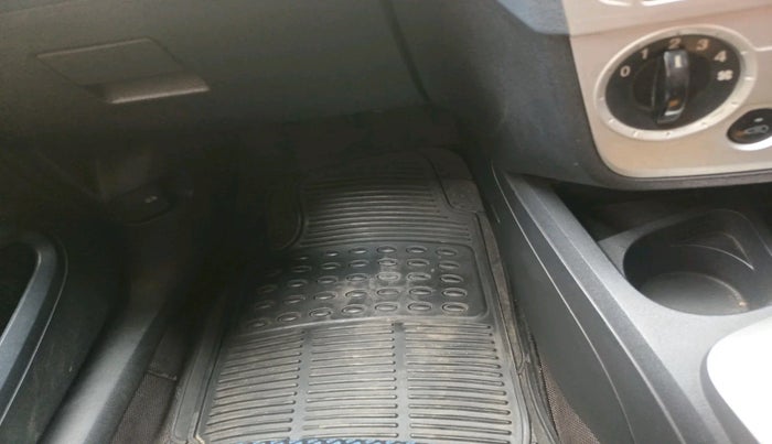 2013 Ford Figo TITANIUM 1.2 PETROL, Petrol, Manual, 89,026 km, interior