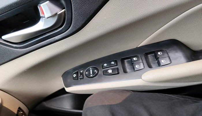 2019 Hyundai Verna 1.6 VTVT SX (O) AT, Petrol, Automatic, 21,688 km, interior