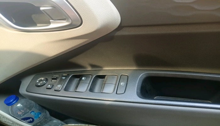 2021 Hyundai AURA SX 1.2, Petrol, Manual, 41,889 km, interior