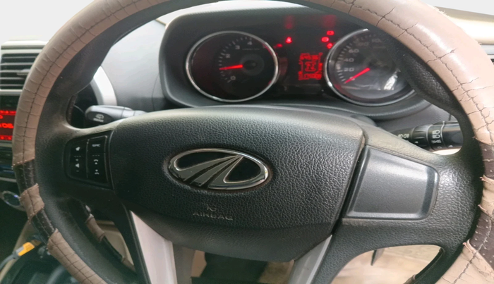 2017 Mahindra TUV300 T8, Diesel, Manual, 1,75,008 km, interior