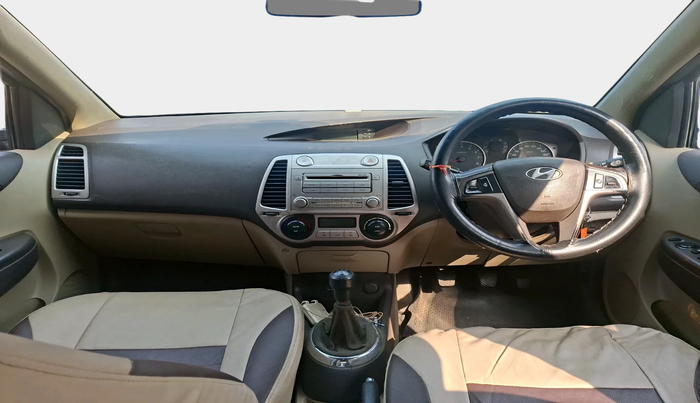 2011 Hyundai i20 SPORTZ 1.2, Petrol, Manual, 84,867 km, interior