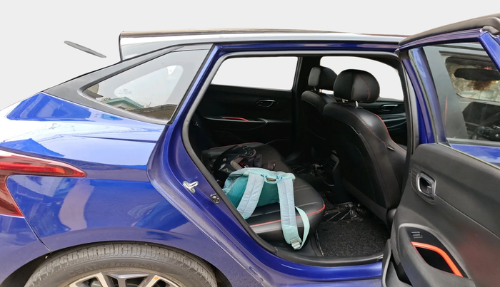 2022 Hyundai NEW I20 N LINE N8 1.0 TURBO GDI IMT DUAL TONE, Petrol, Manual, 28,314 km, interior