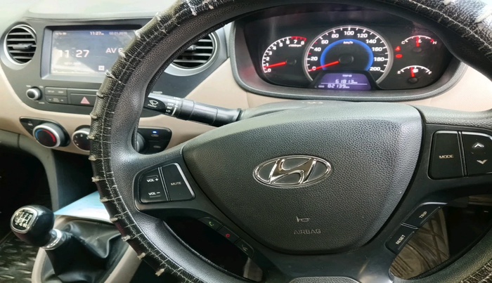 2017 Hyundai Grand i10 SPORTZ (O) 1.2 KAPPA VTVT, Petrol, Manual, 82,139 km, interior