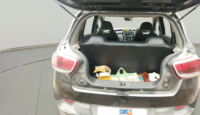 2016 Mahindra Kuv100 K2 D 6 STR, Diesel, Manual, 65,477 km, exterior