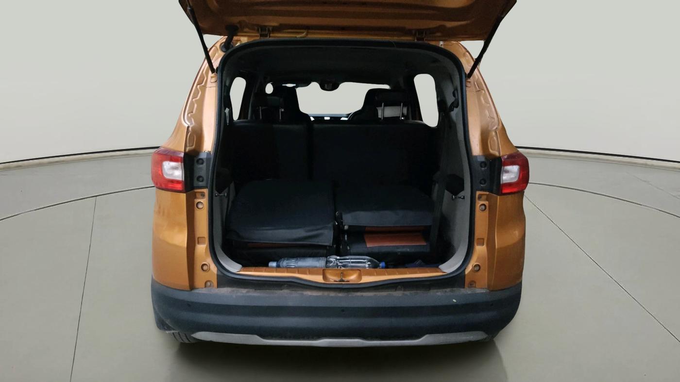 2019 Renault TRIBER RXZ, Petrol, Manual, 69,963 km, exterior
