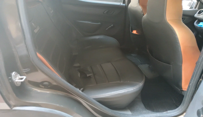 2016 Renault Kwid RXT 1.0 AMT, Petrol, Automatic, 23,197 km, interior