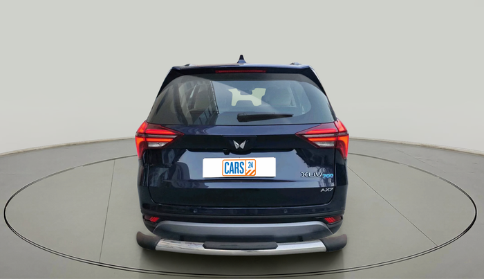 2025 Mahindra XUV700 AX 7 P AT 7 STR, Petrol, Automatic, 8,470 km, exterior