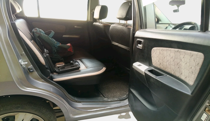 2013 Maruti Wagon R 1.0 VXI, Petrol, Manual, 35,796 km, interior