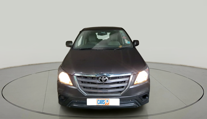 2014 Toyota Innova 2.5 GX 7 STR, Diesel, Manual, 2,82,439 km, exterior