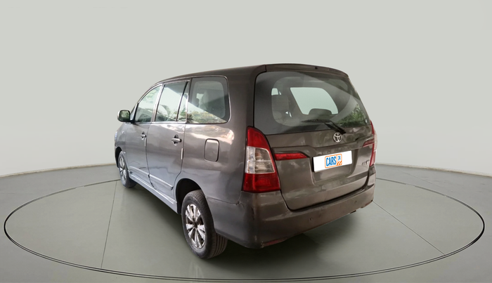 2014 Toyota Innova 2.5 GX 7 STR, Diesel, Manual, 2,82,439 km, exterior