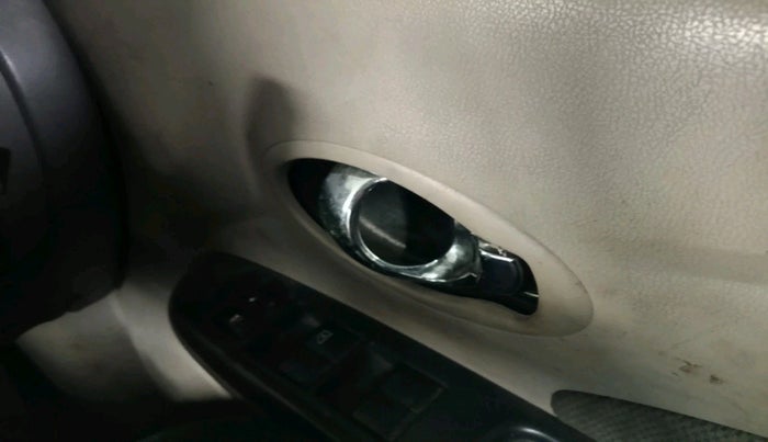 2013 Renault Scala RXL DIESEL, Diesel, Manual, 64,178 km, interior