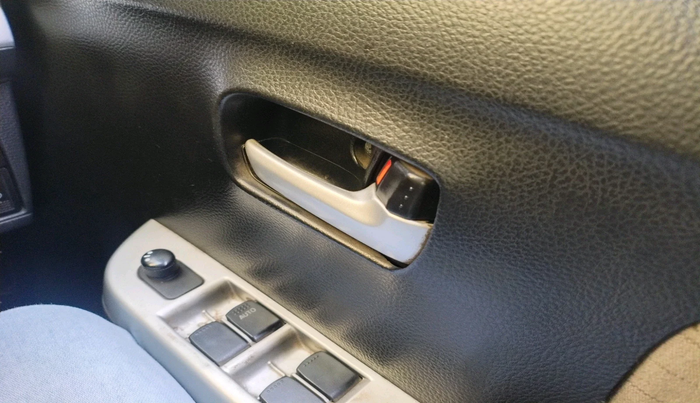 2015 Maruti Wagon R 1.0 VXI, Petrol, Manual, 61,535 km, interior